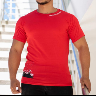 Camiseta Roja Estampada